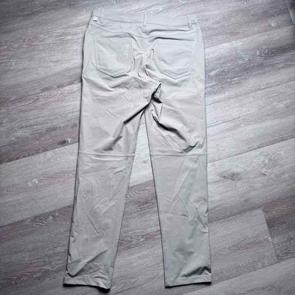 Lululemon Men’s ABC Pant Classic-fit Warpstreme Size 32 Tan - Picture 2 of 8